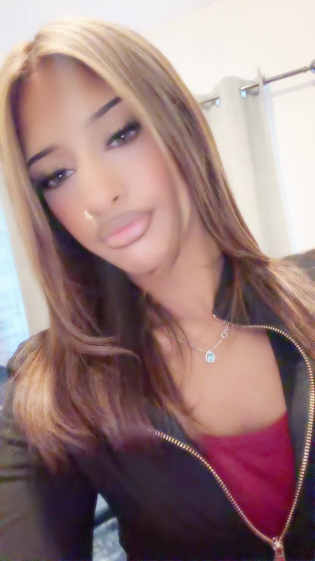 @&bull;𝐀🫨