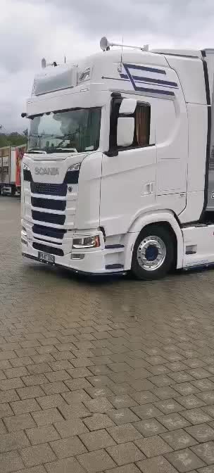@Oberlandtruckerjohannnes