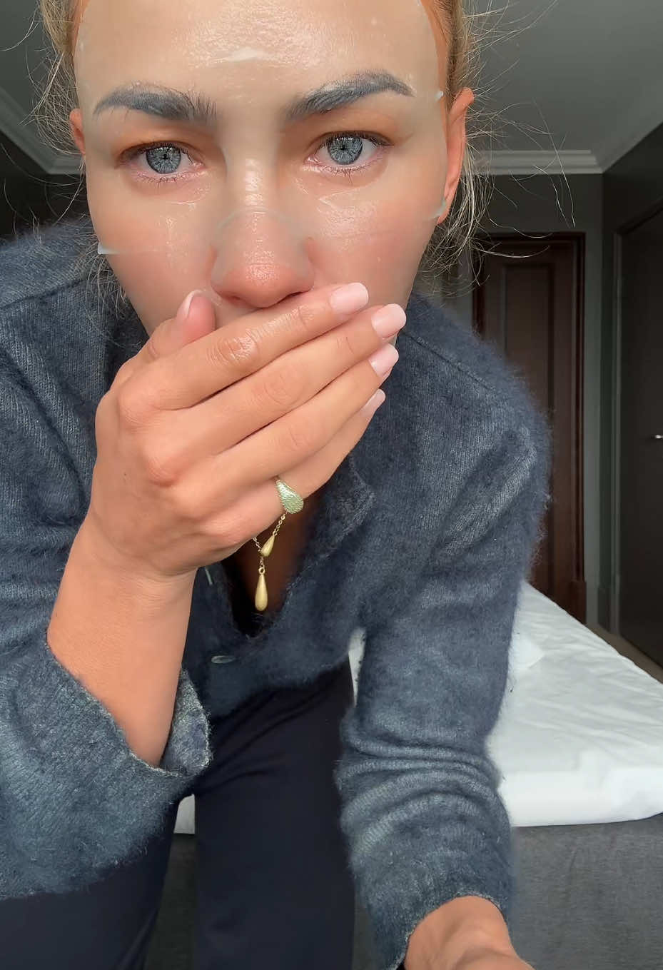 @ILONA TH&Ouml;RNER