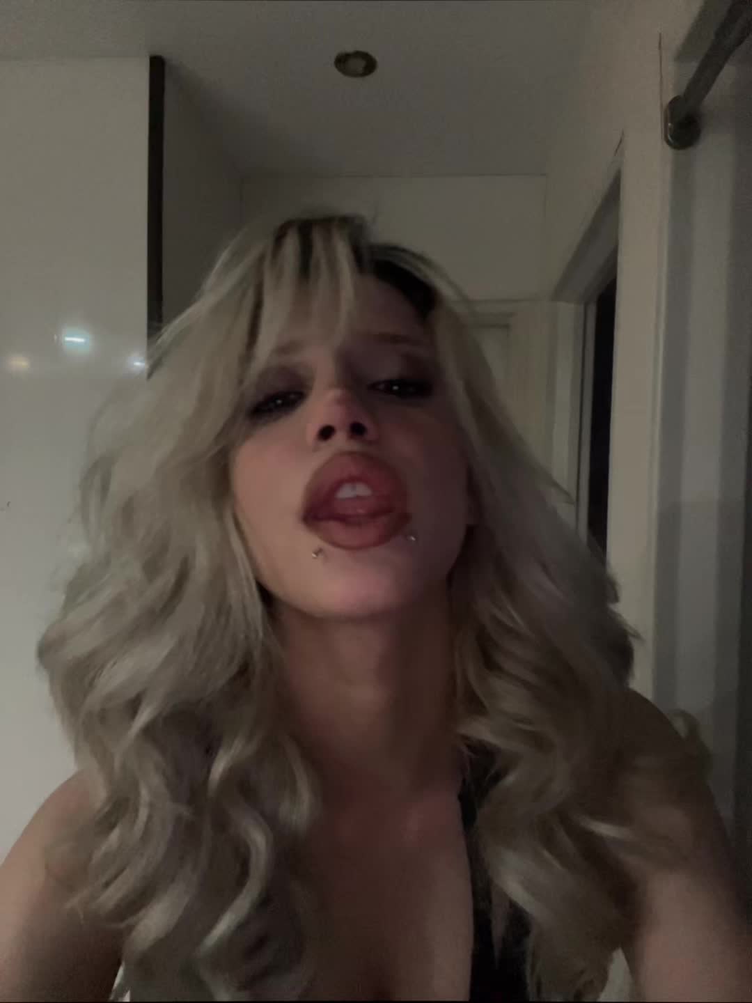 @cora.linn