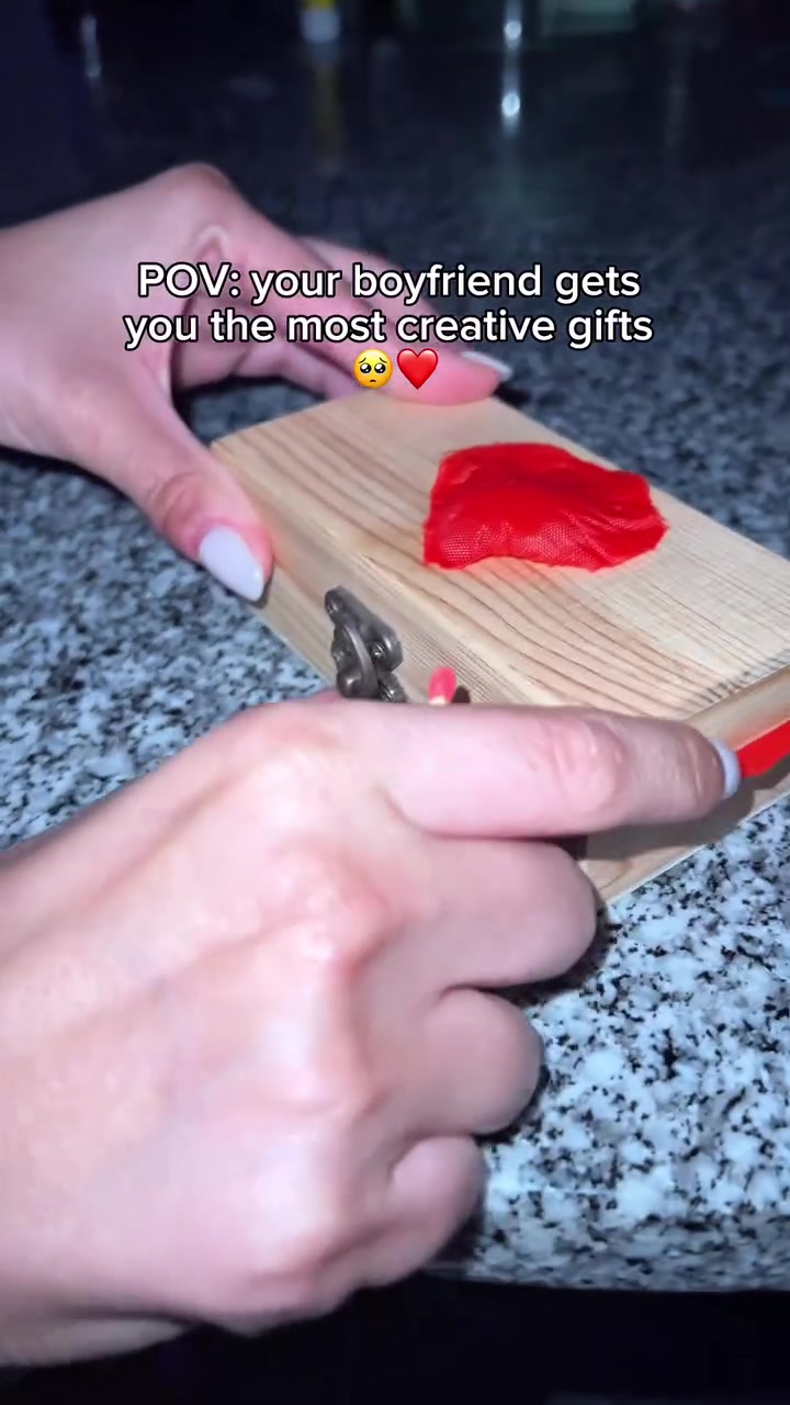 @Essiby