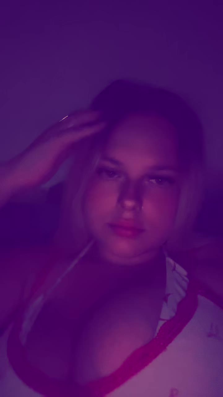 @Amielouise18
