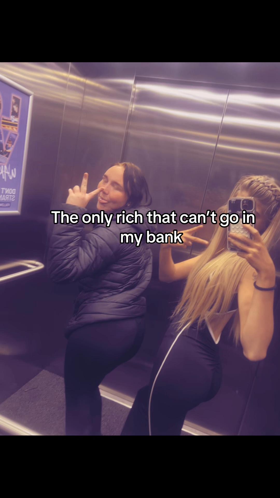 @Xxx