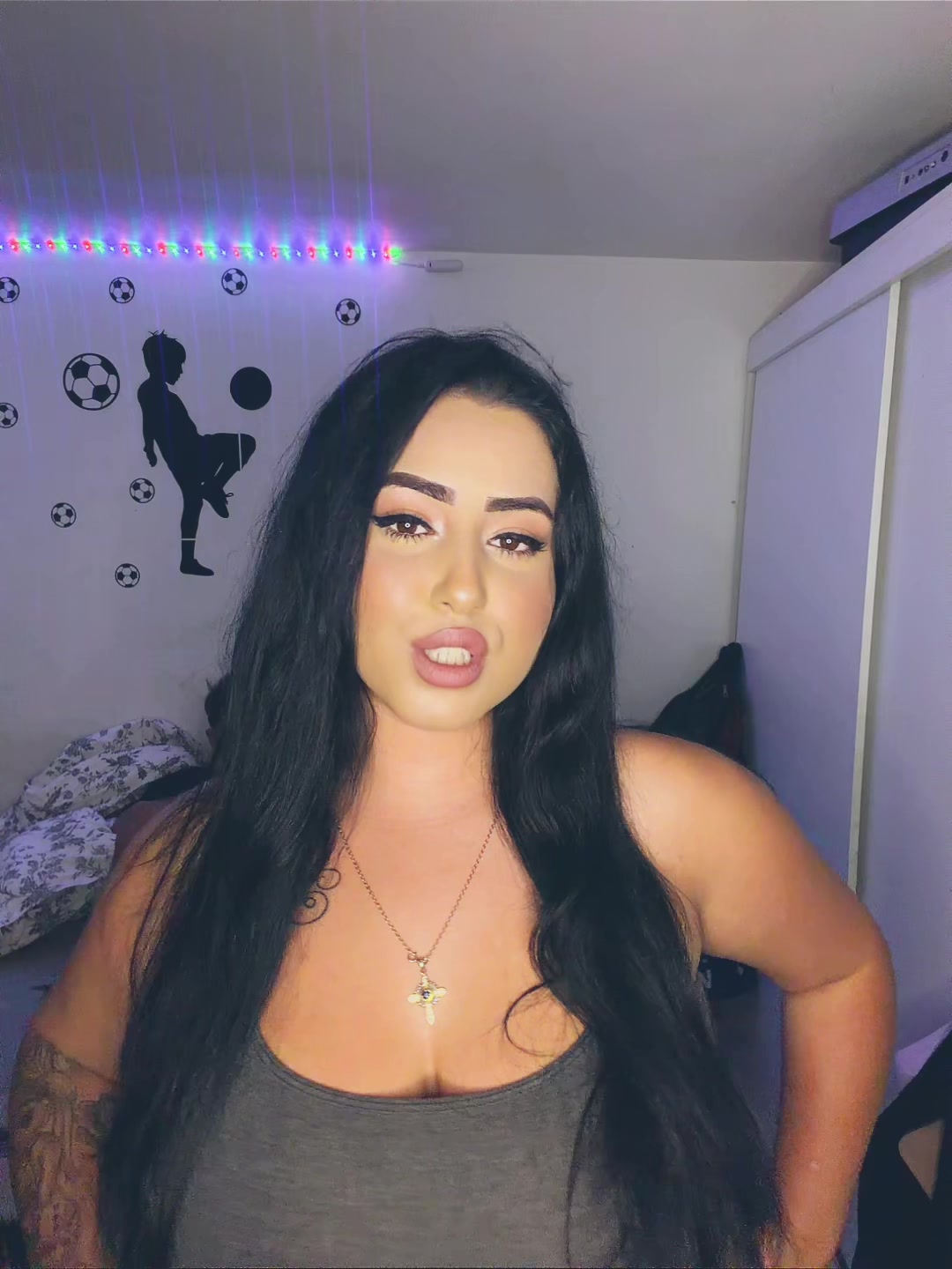 @Corinushh