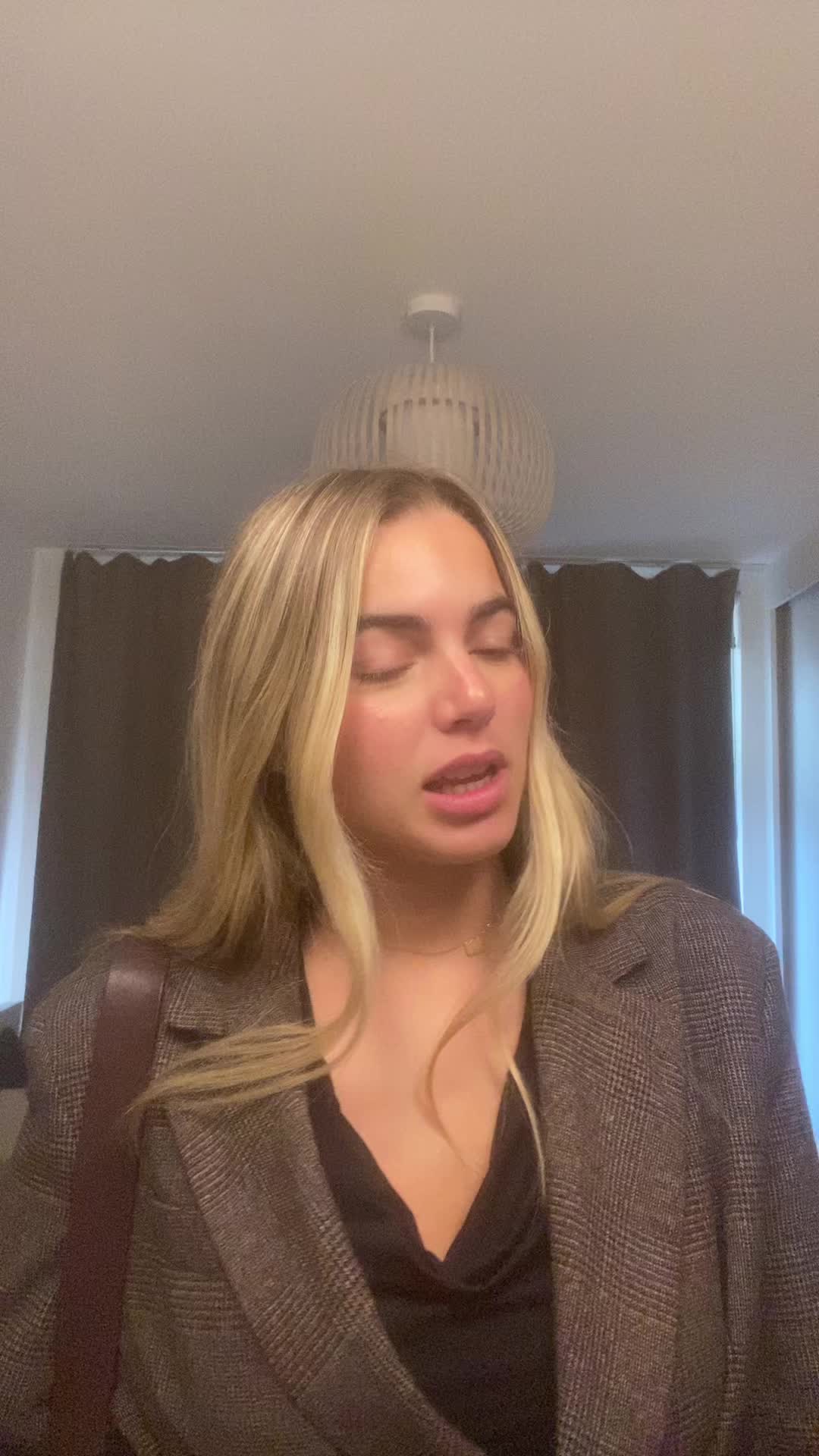 @Esti