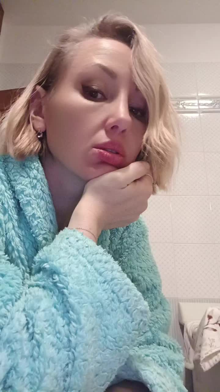 @Merry Merry8523