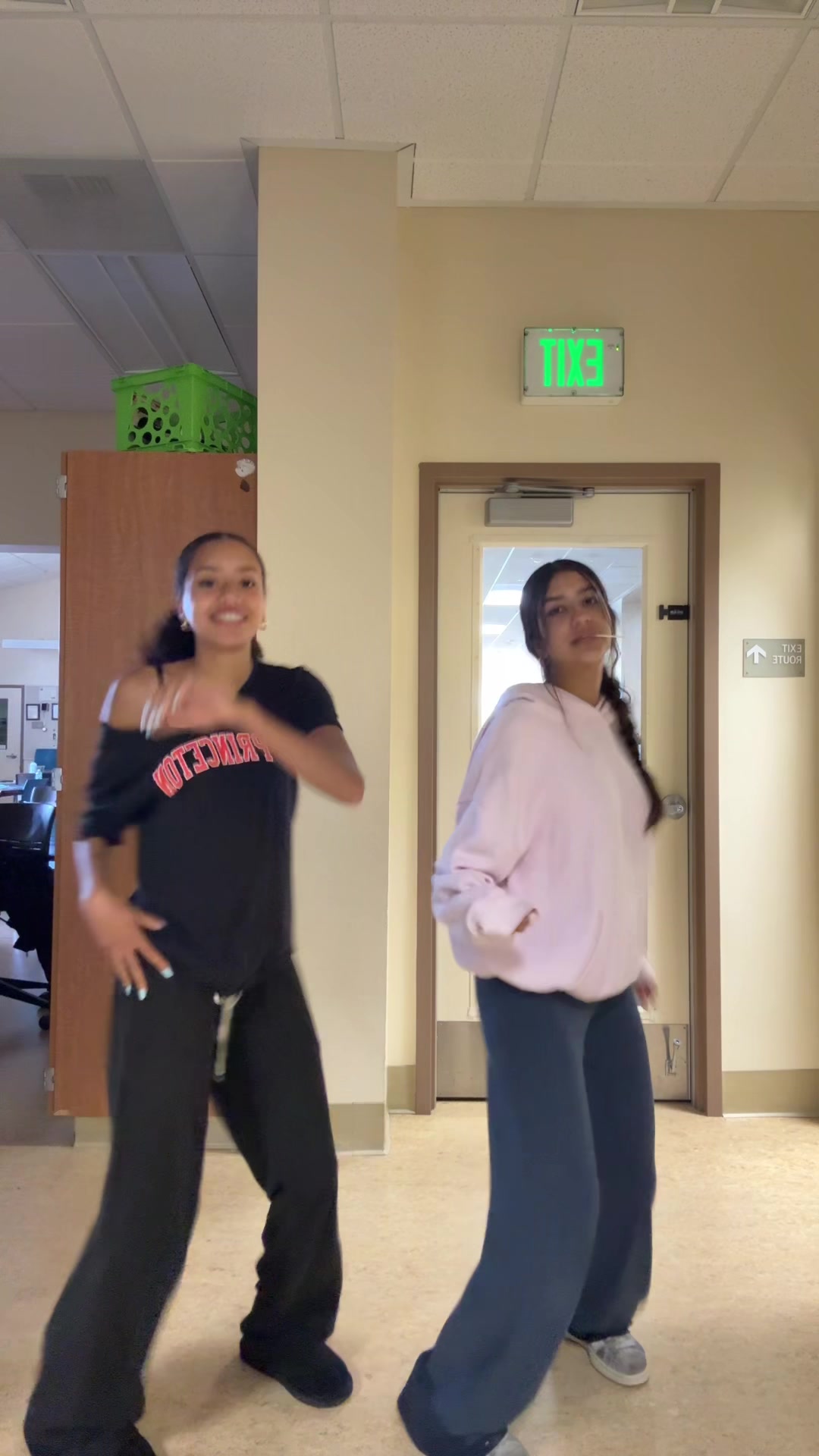@kiaraspamsy