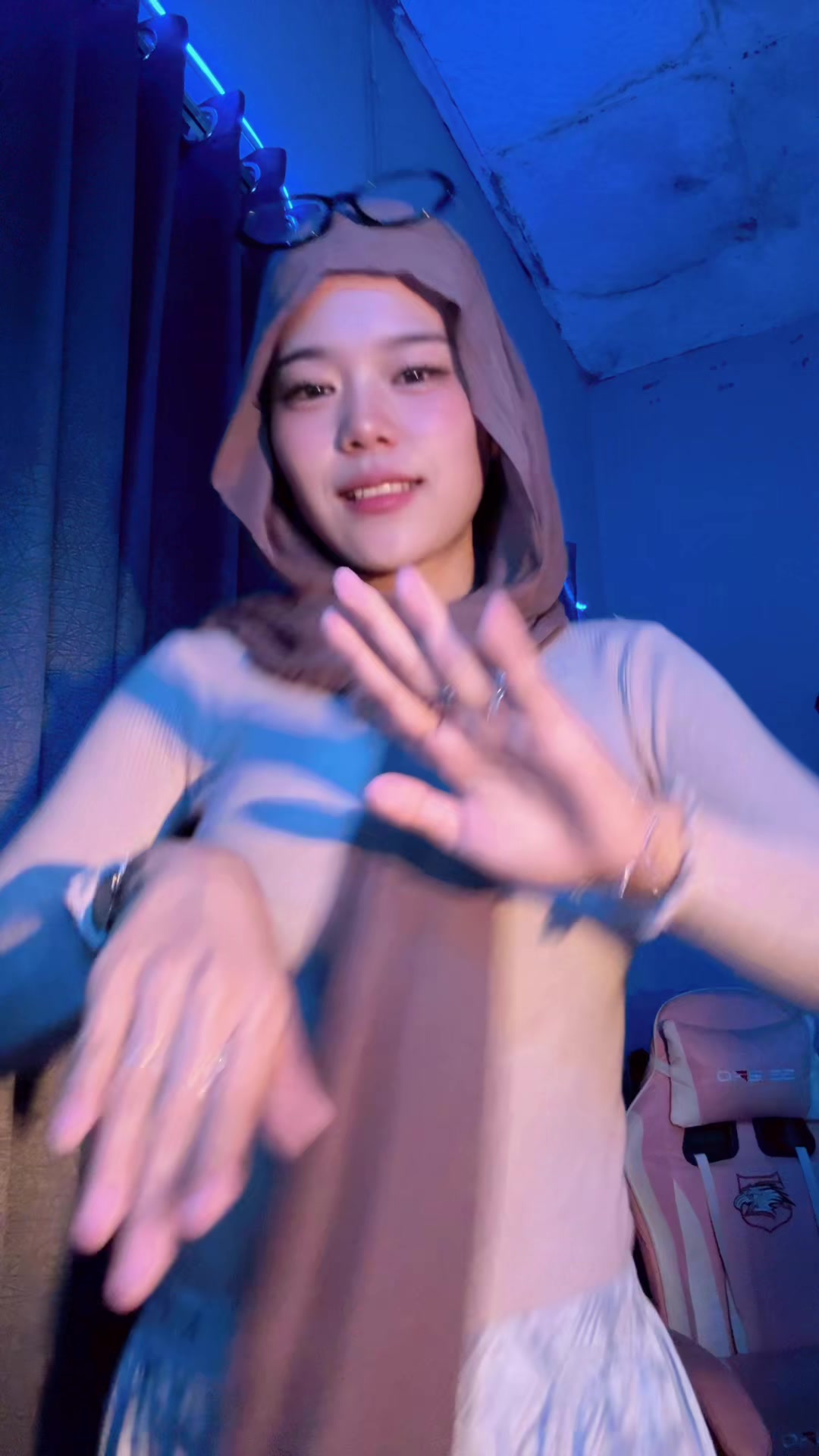 @Ayang