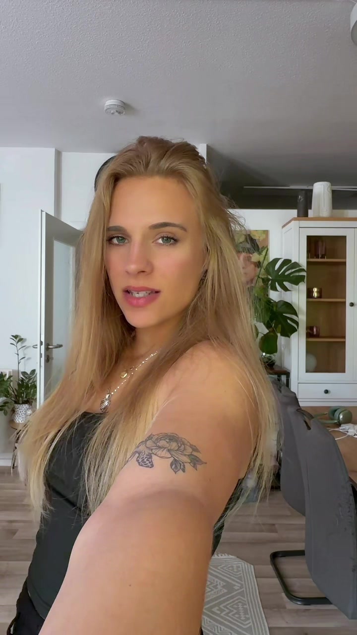 @Isa 👑