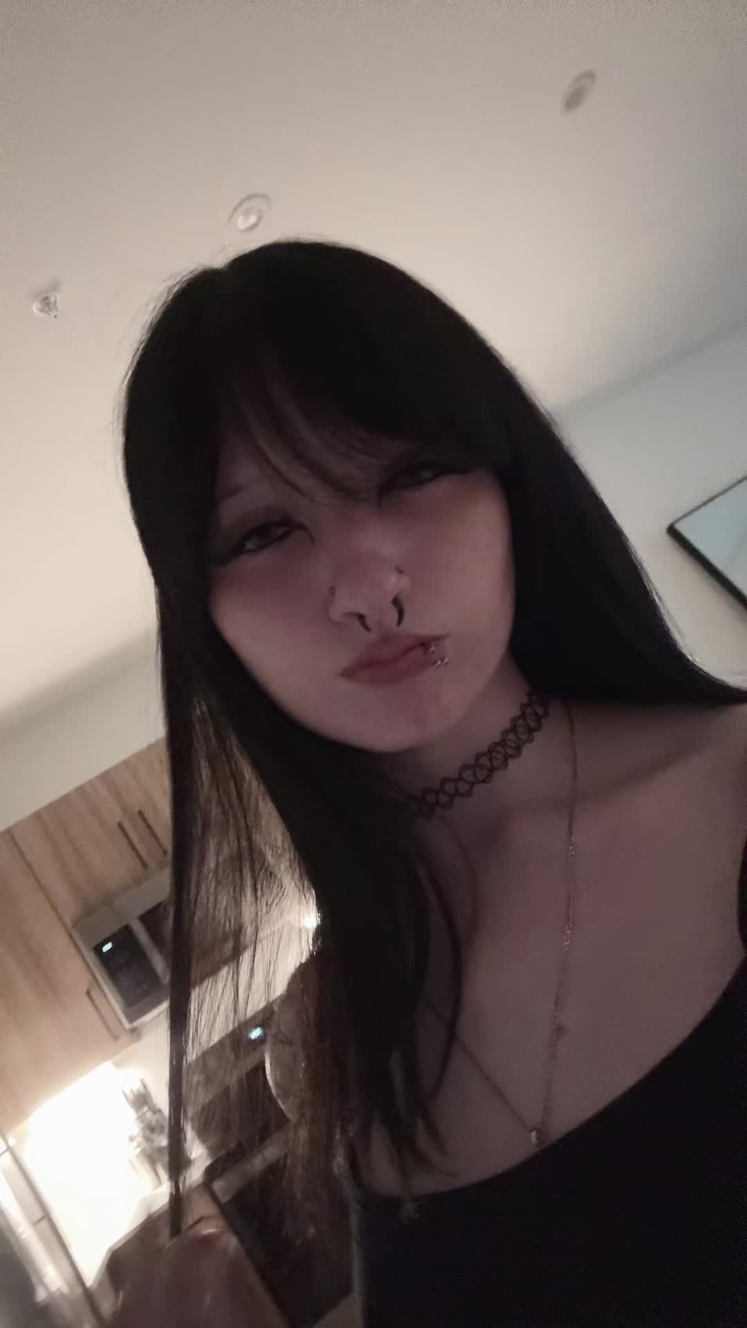 @chloe