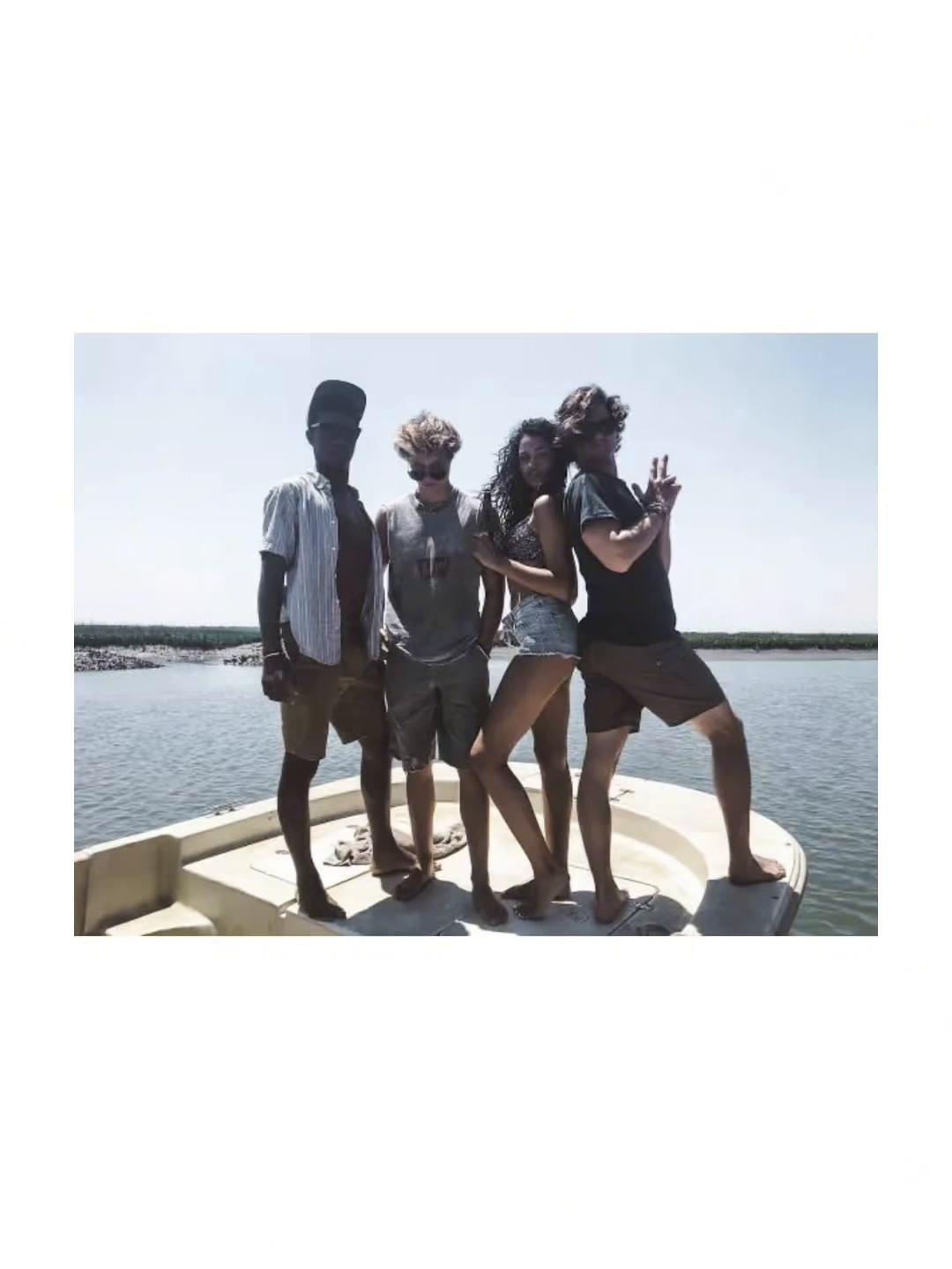 @𝐸