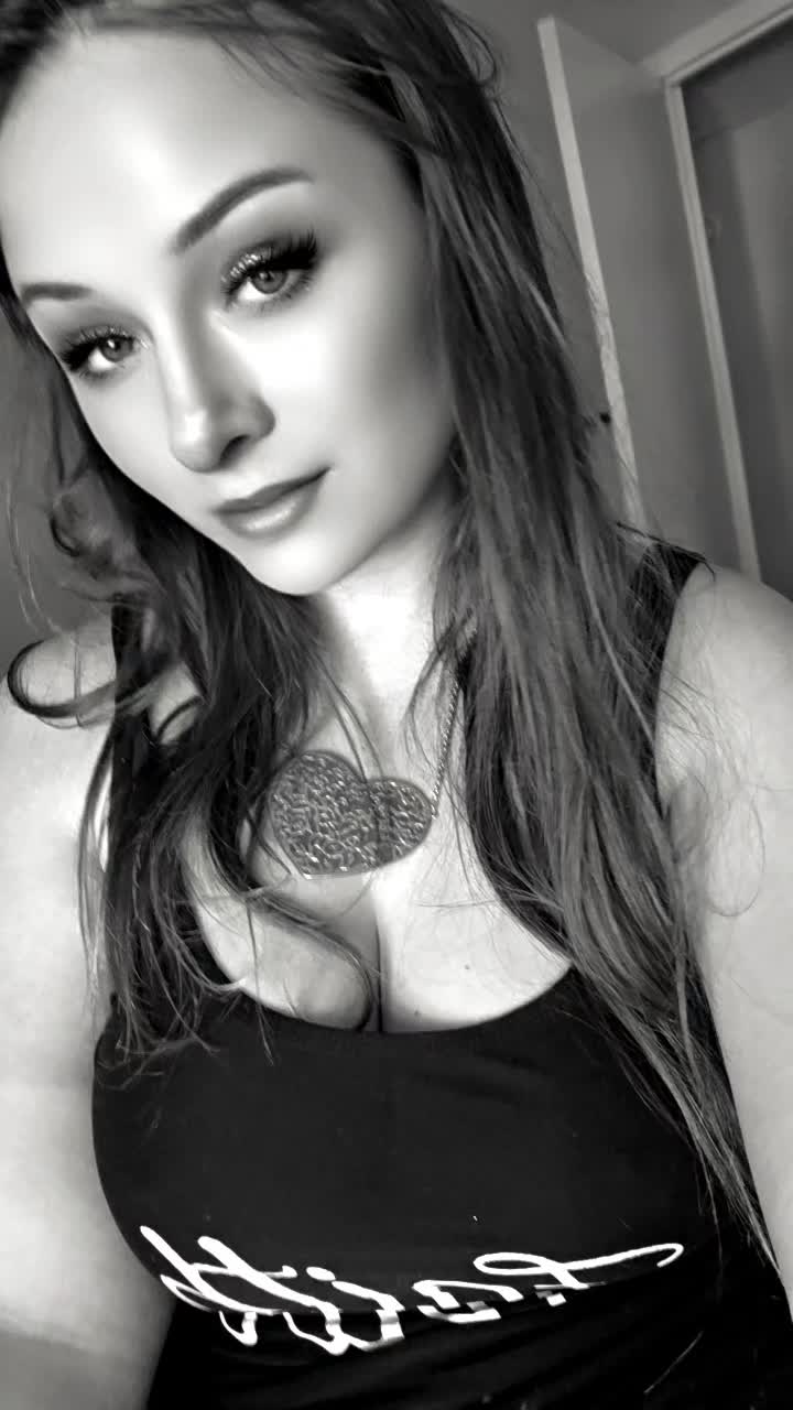 @ChelseaNicole1993