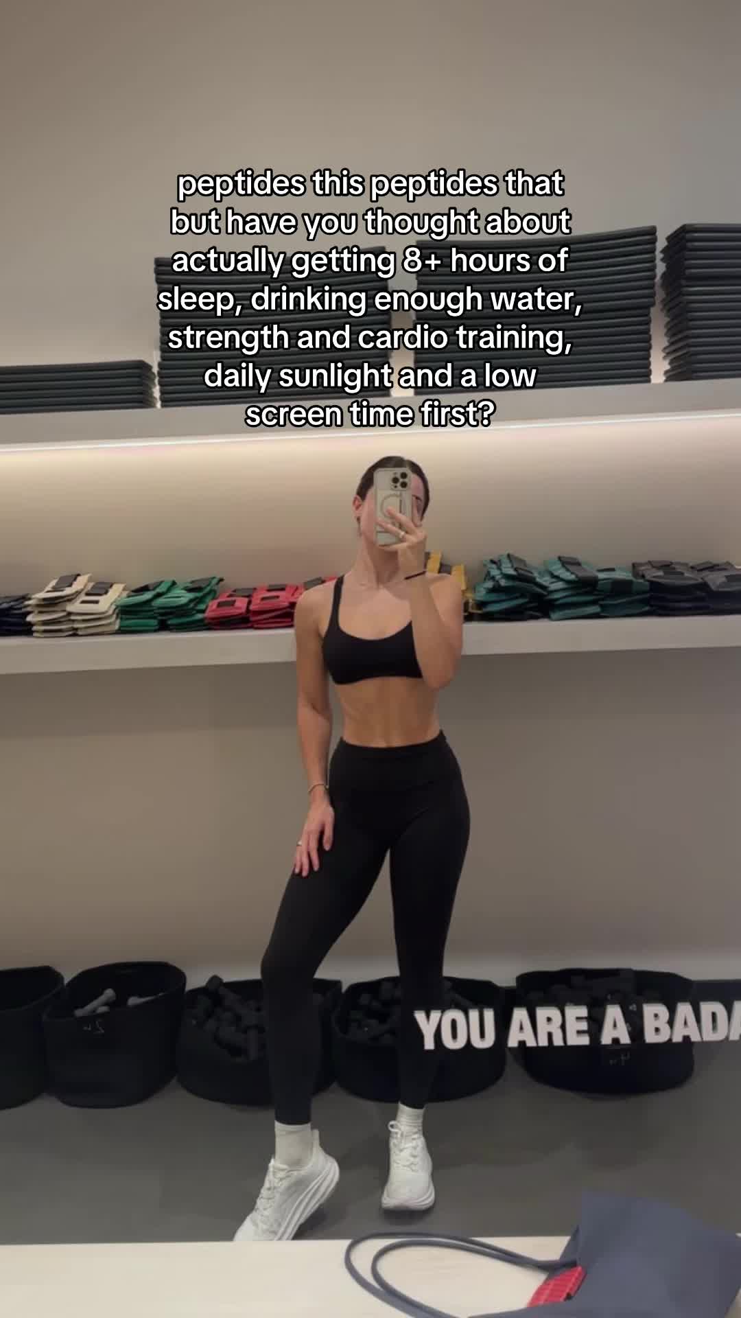 @juliamccallum