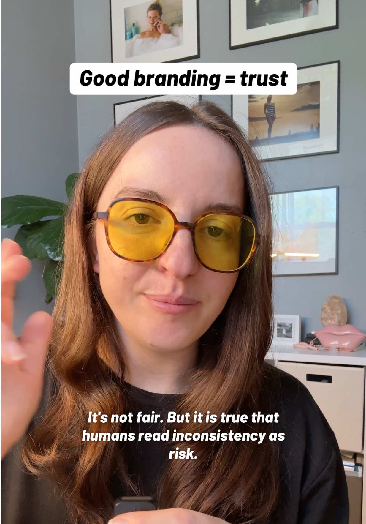 @Anja | your brand strategist ✨