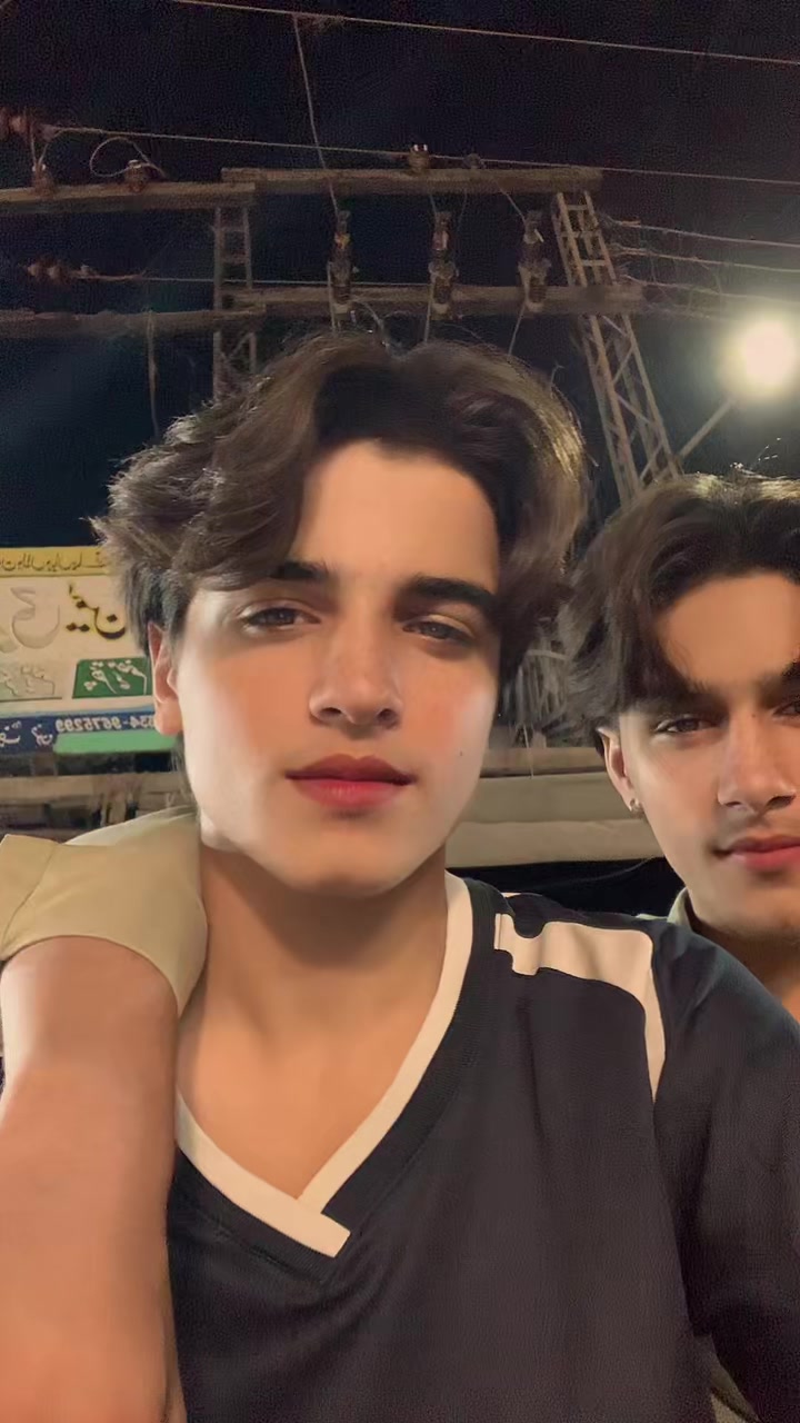 @SAIF👄