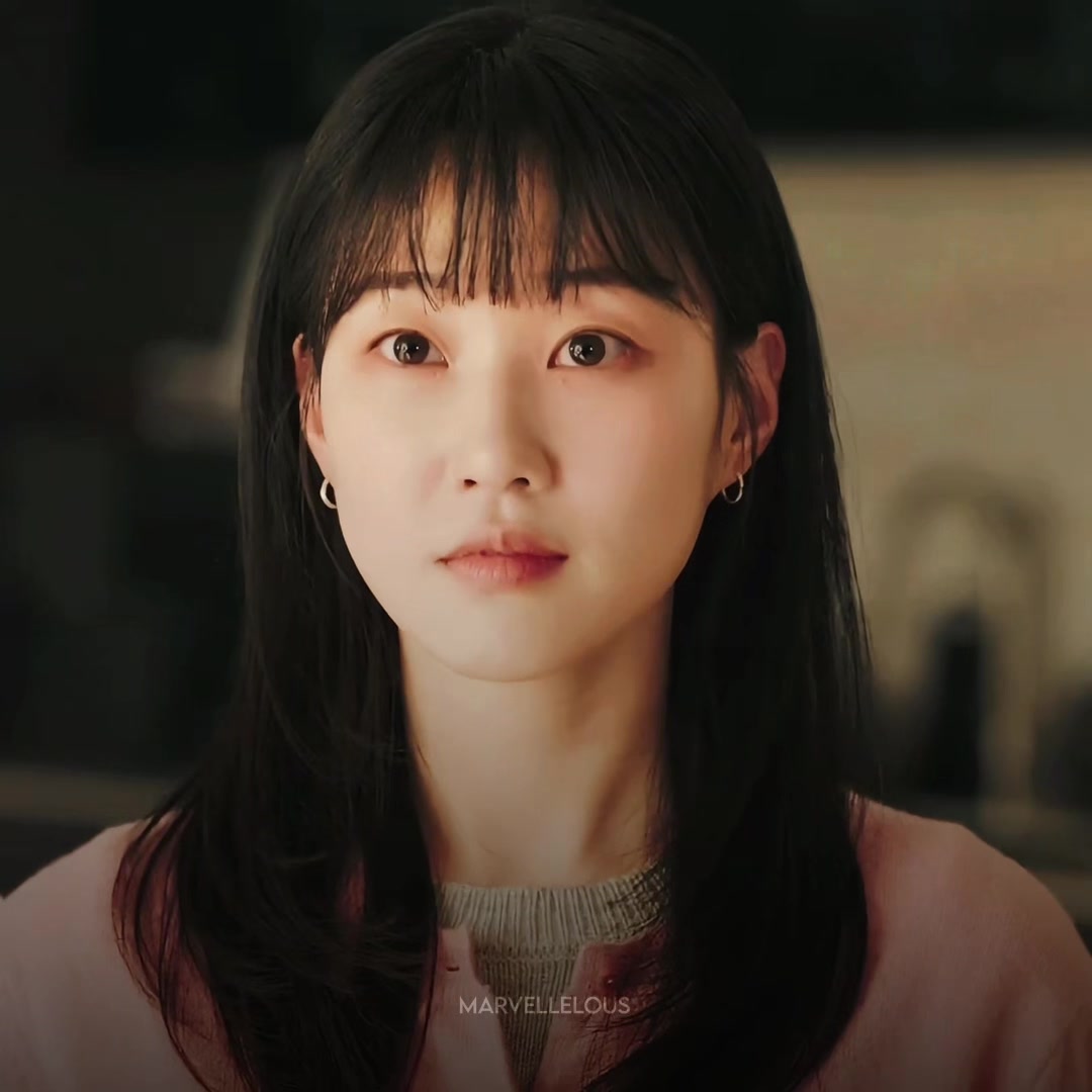 @elle.