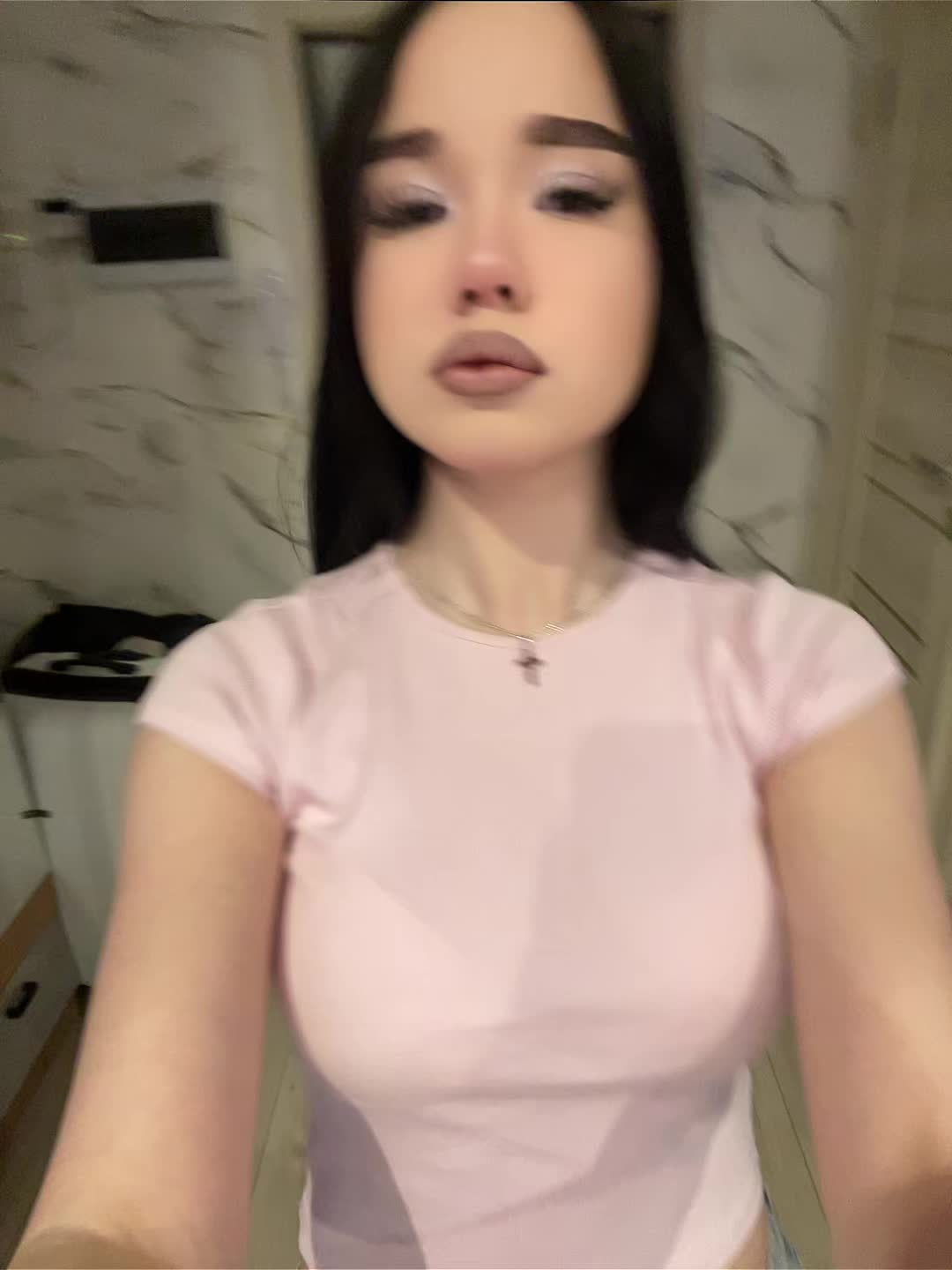 @r.makarova