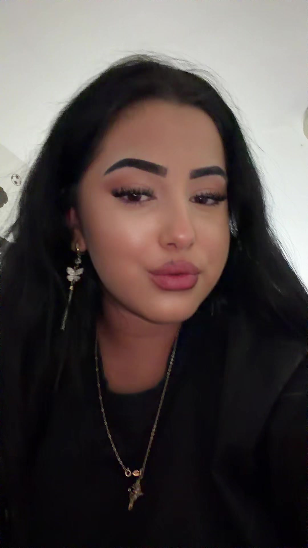 @Corinushh
