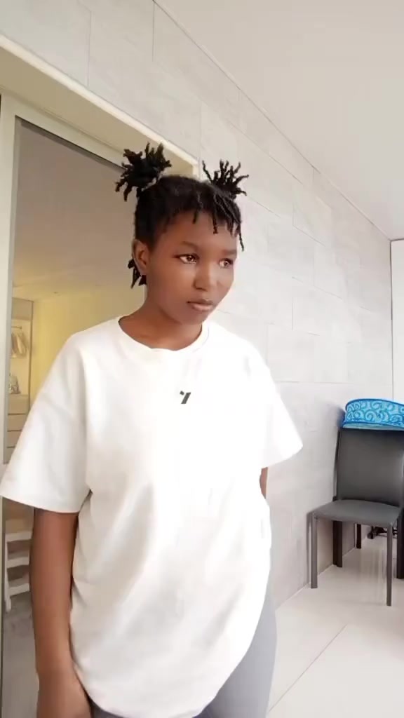 @🦋🌸KÊRÜBØ 🦋🌸