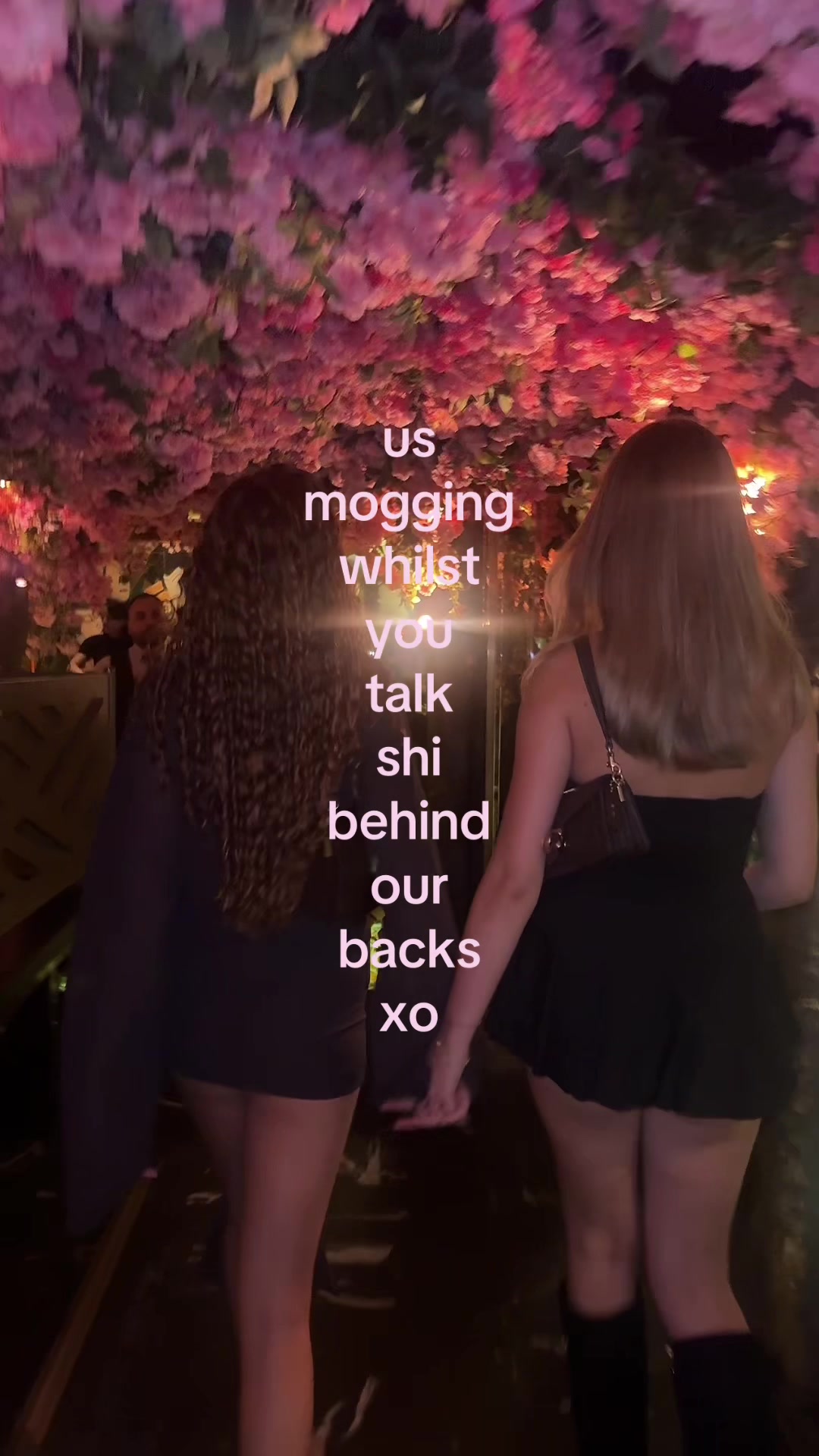 @𝐞𝐥𝐢 𝐦𝐞𝐥𝐨