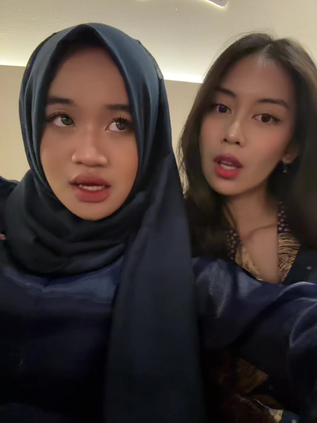 @Biawakk