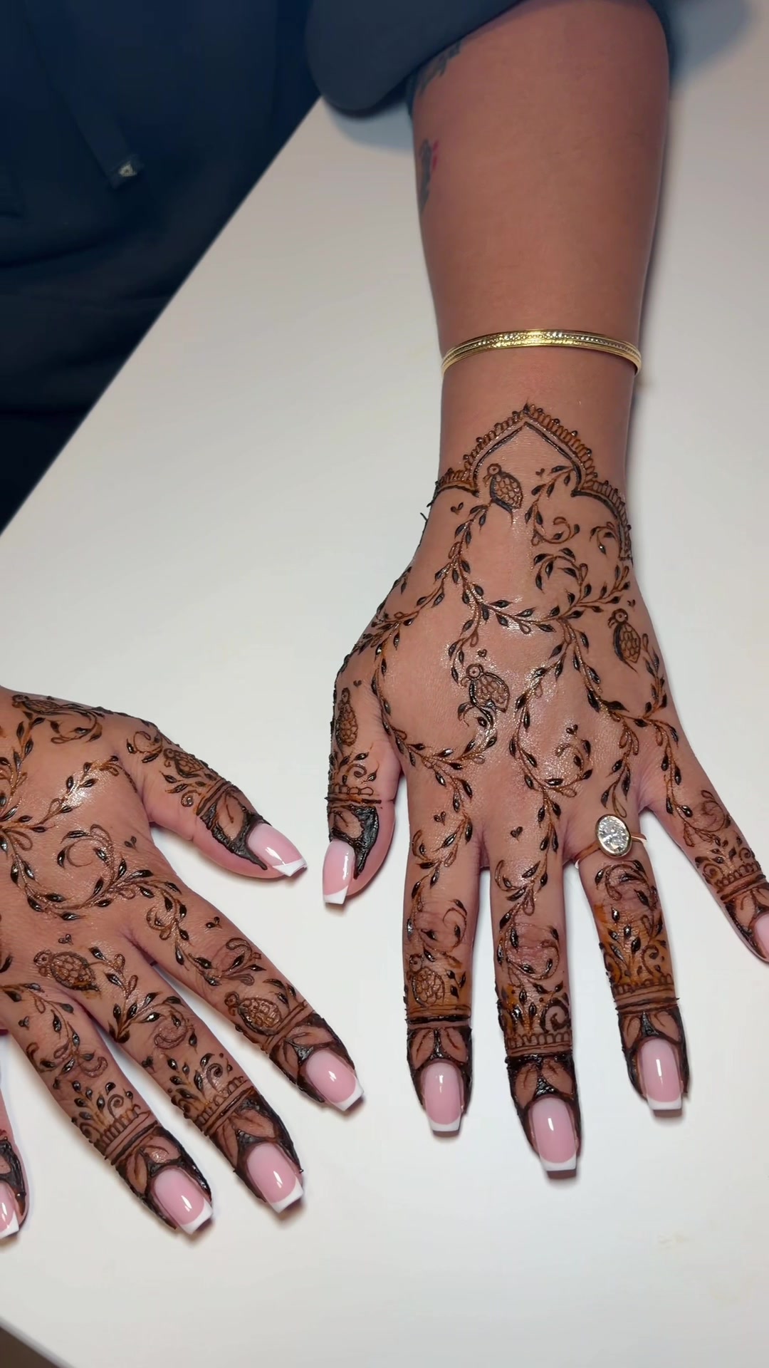@ਈਸ਼ Mehndi