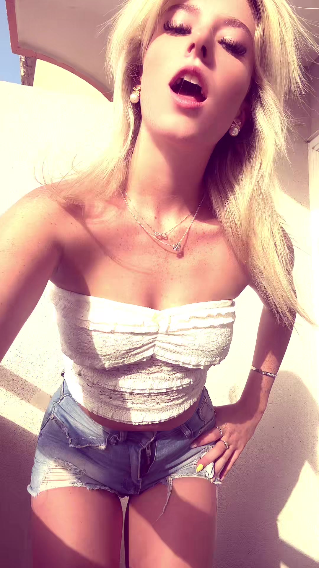 @𝑀𝑒𝑔𝒶𝓃 𝒦𝑒𝒶𝓃𝑒 🎀