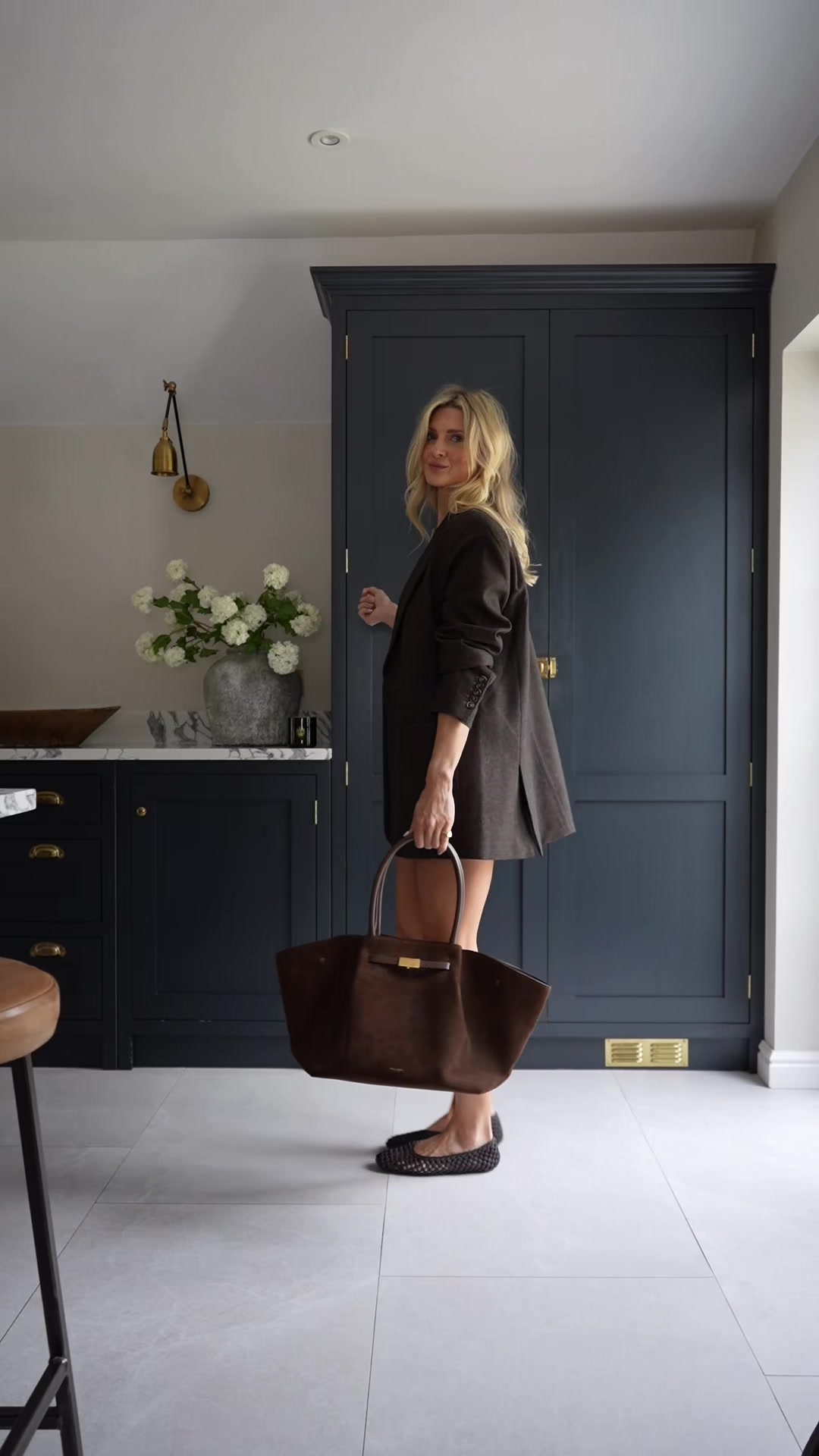 @Cara - Outfit Inspo Over 40