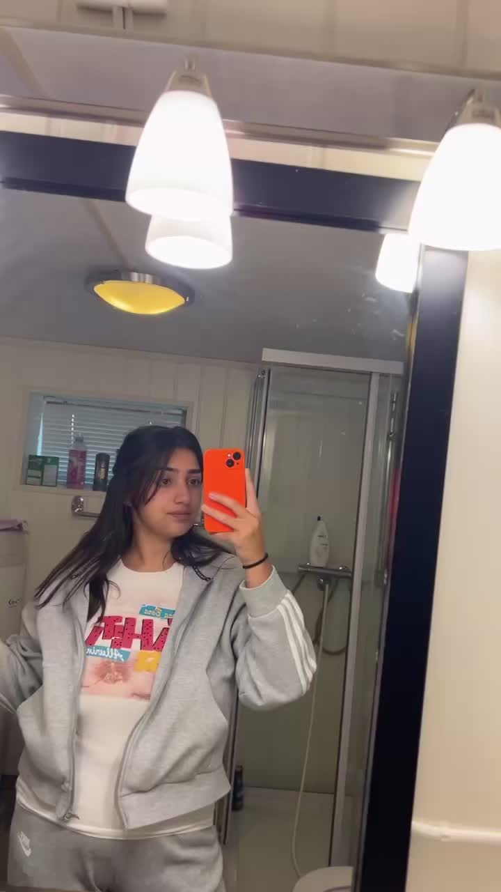 @Elena_Cipriana03