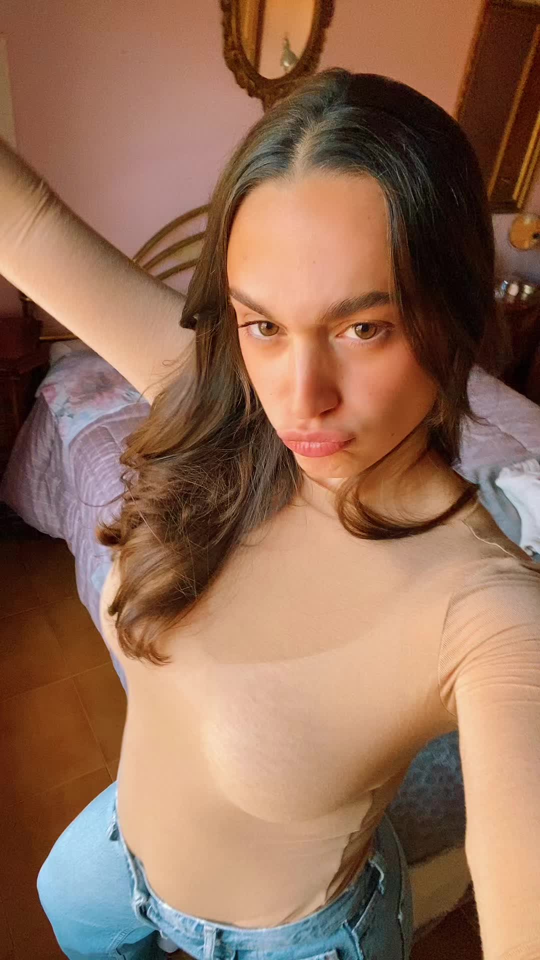 @allegra de rosa