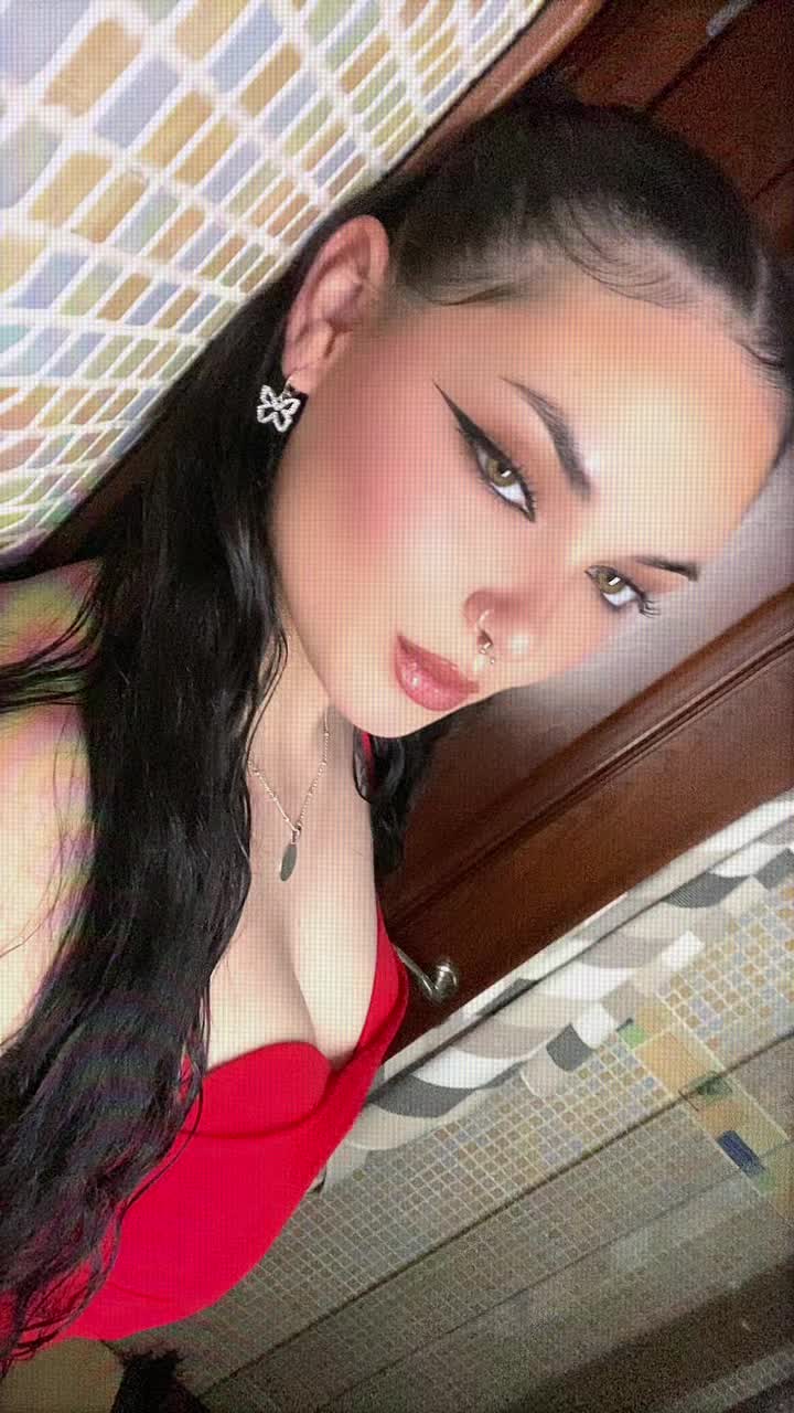 @🦊