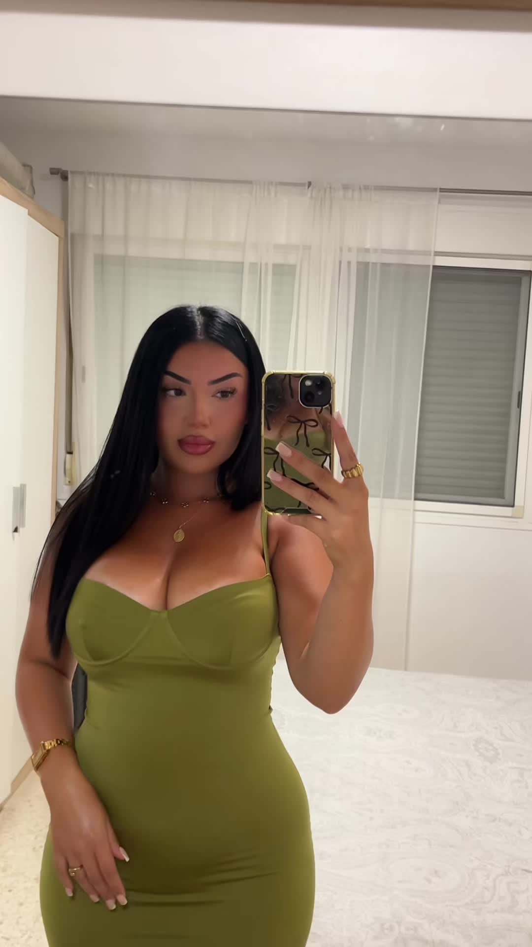 @sheilatrs