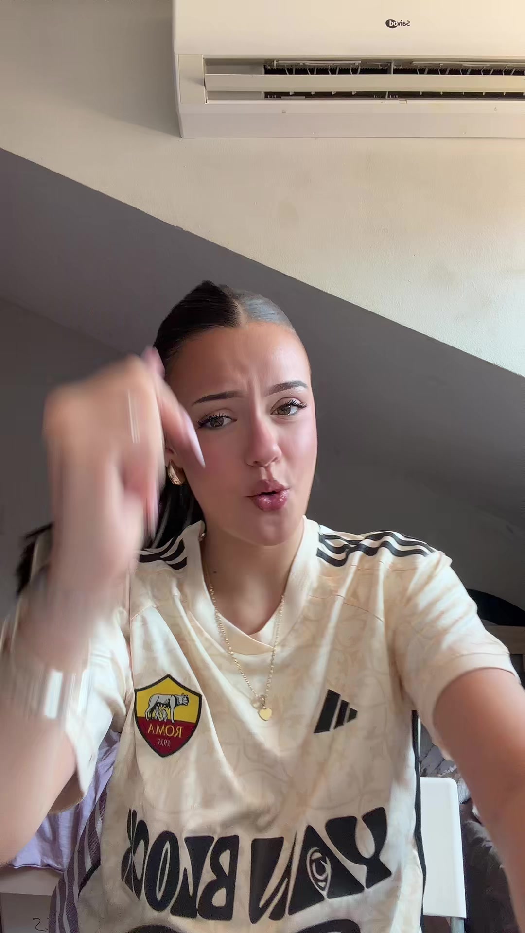 @lu