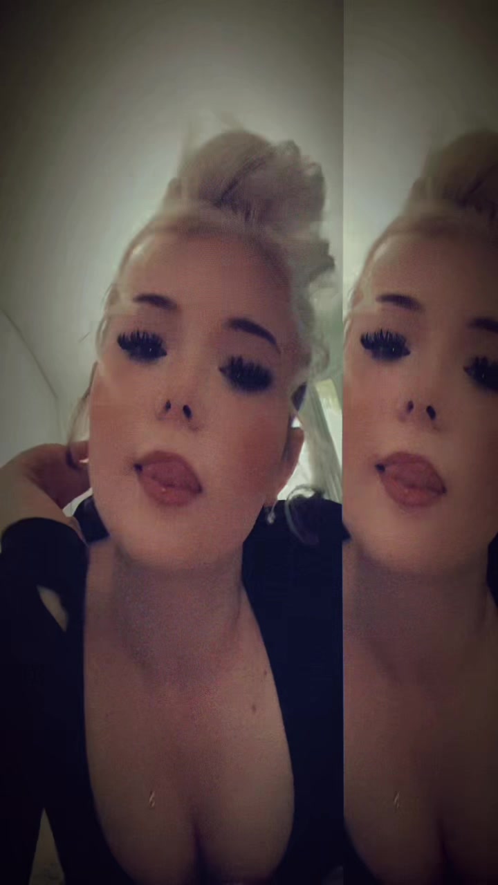 @𝒞𝒽𝓁𝑜𝑒𝑅𝑜𝓈𝑒💋