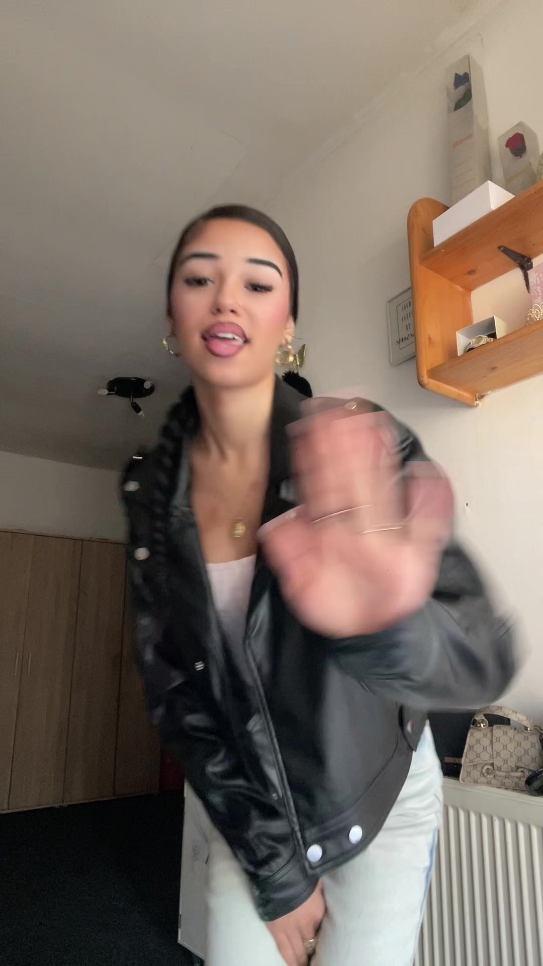 @_christienn_777