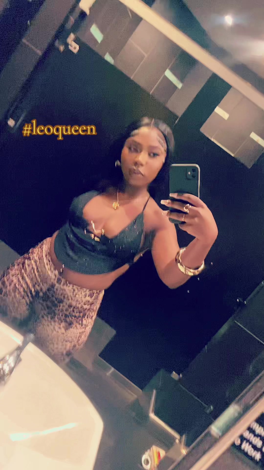 @shaniya🚩