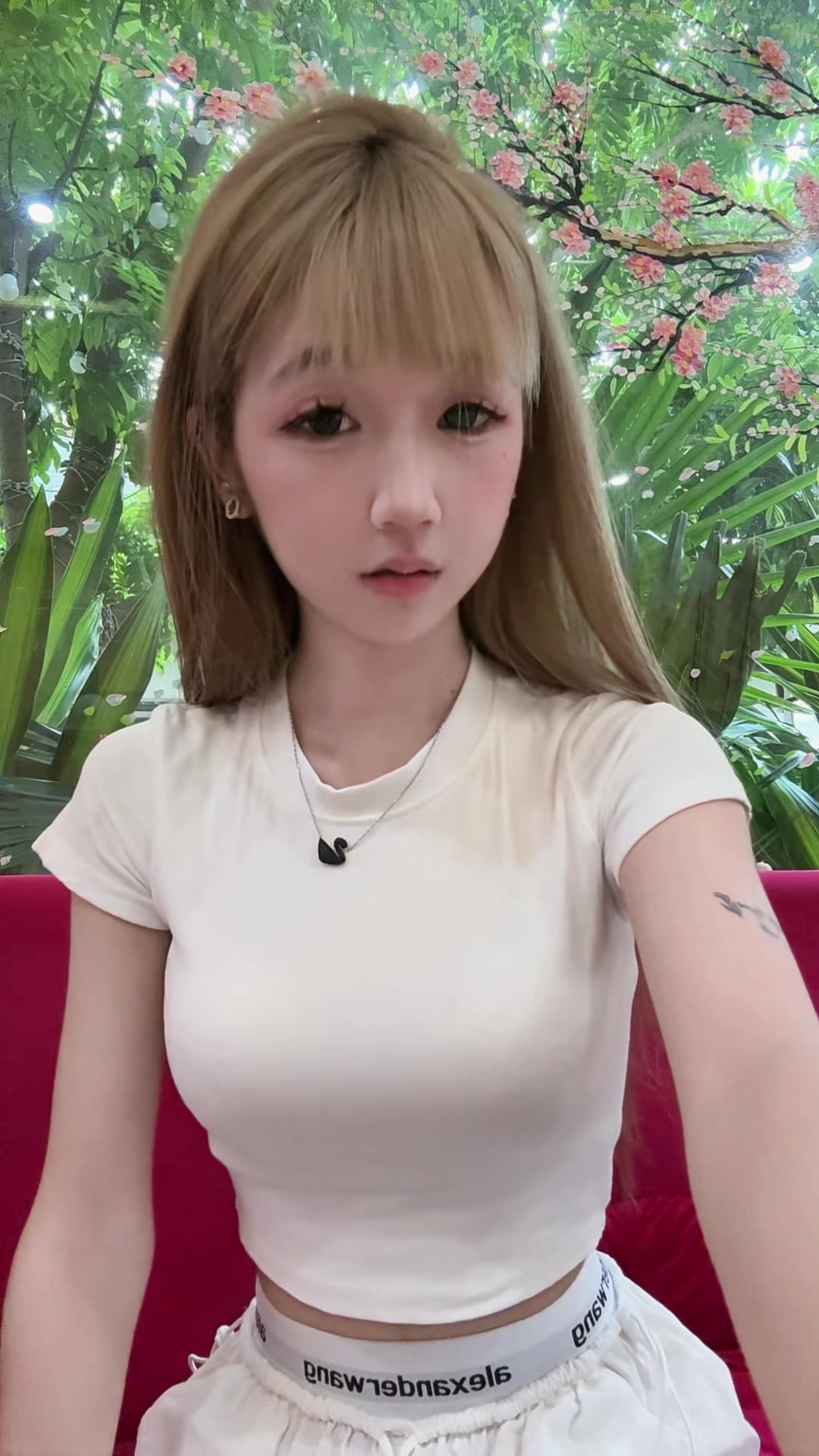 @Uyenn D&acirc;uu🍓