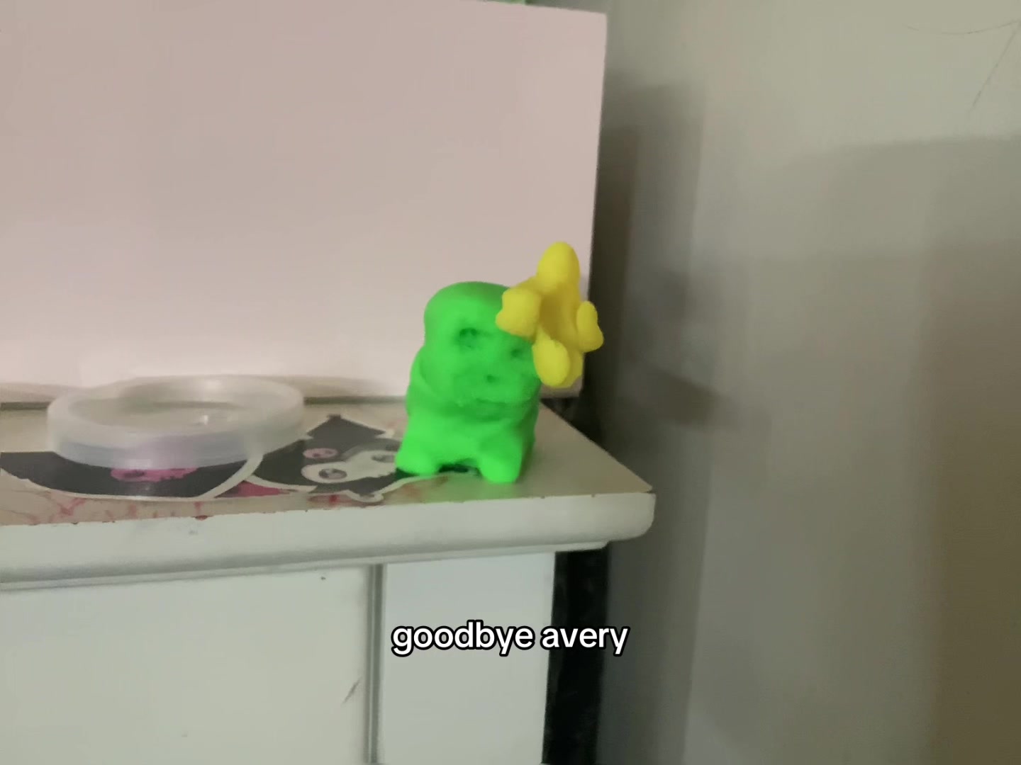 @:O