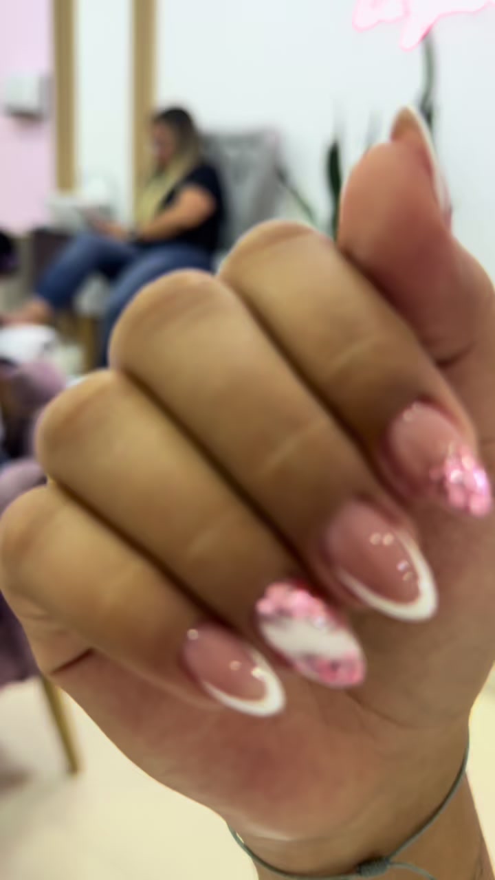 @Bianca Garcia NAILS 💗