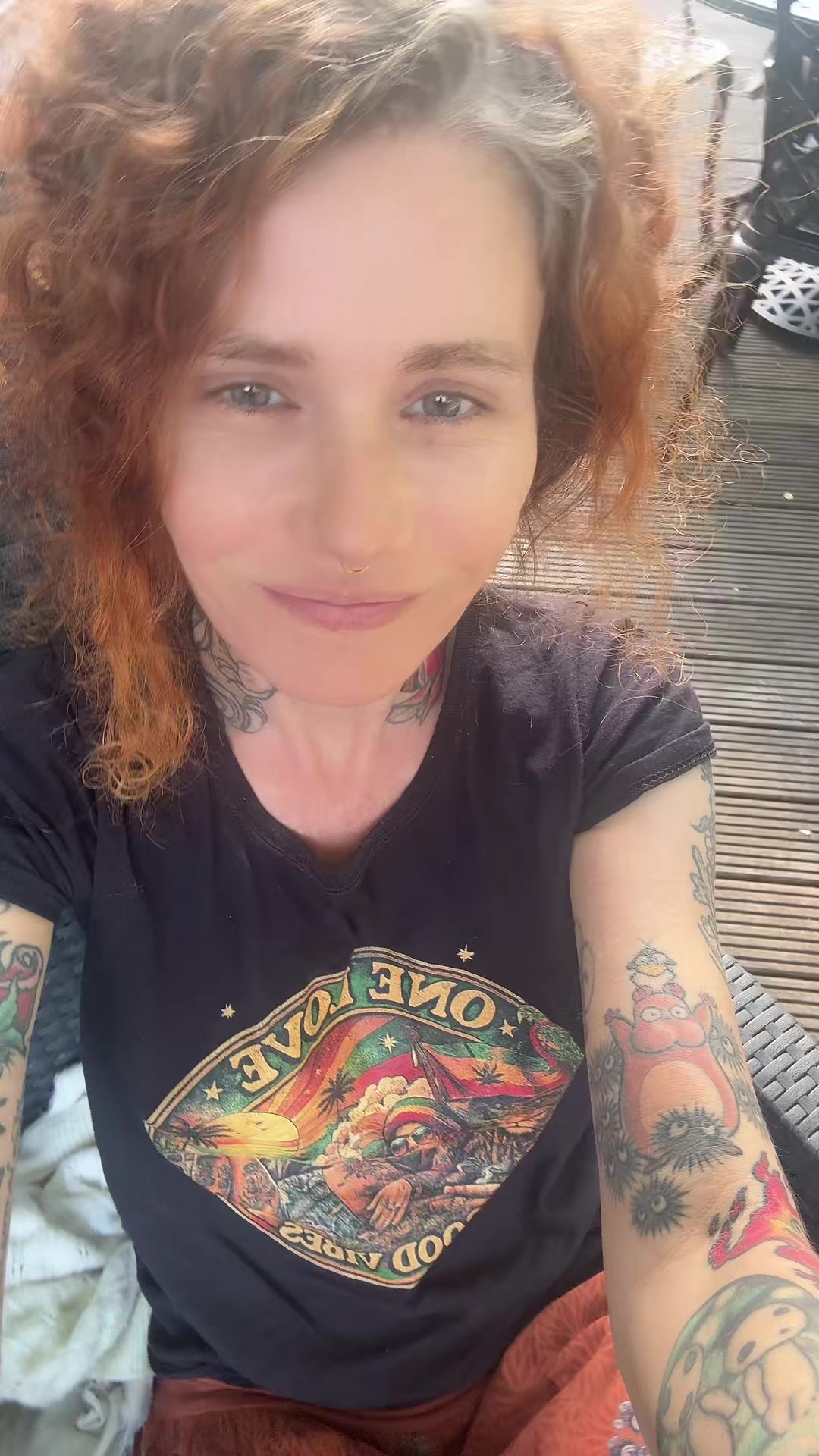 @Curlyhairwithtattoos