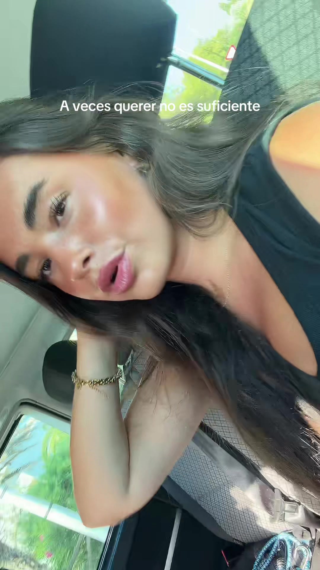 @Sara Barrial