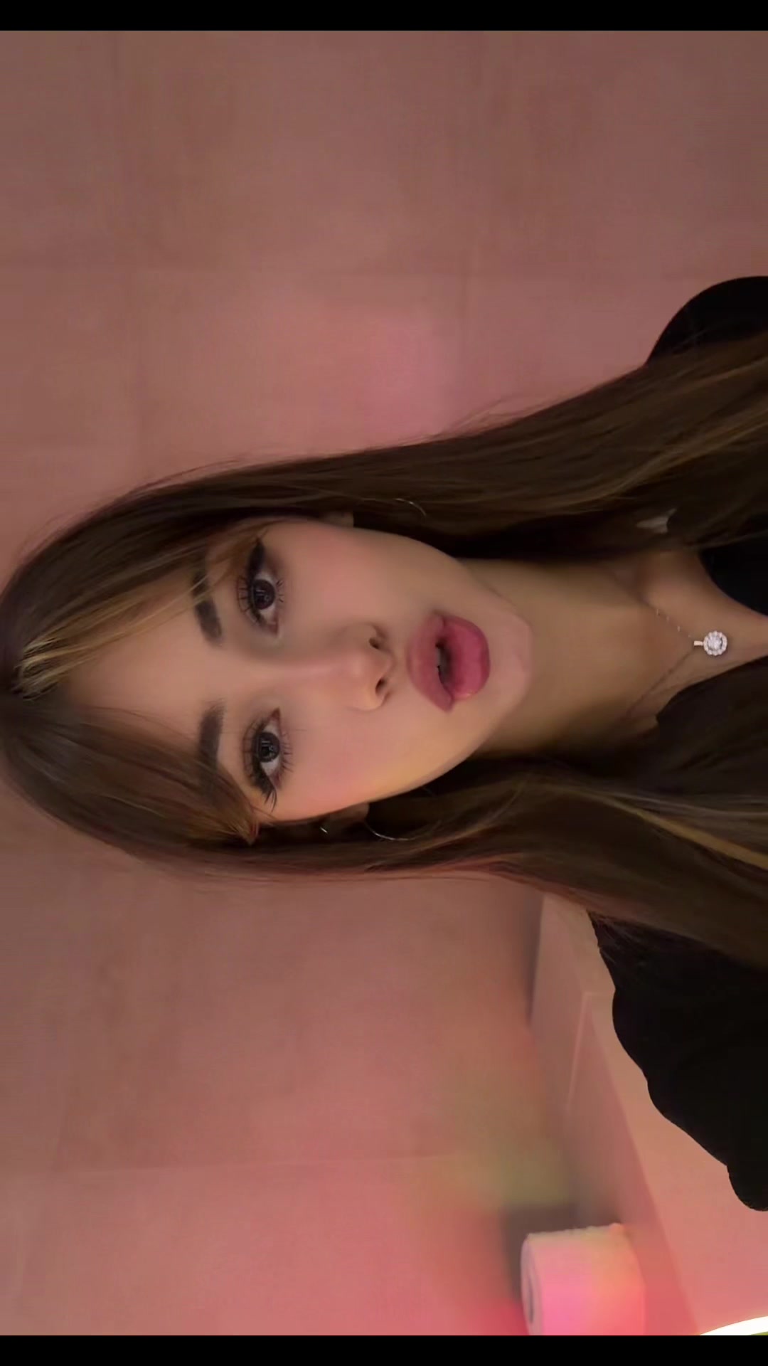 @Alissa_D