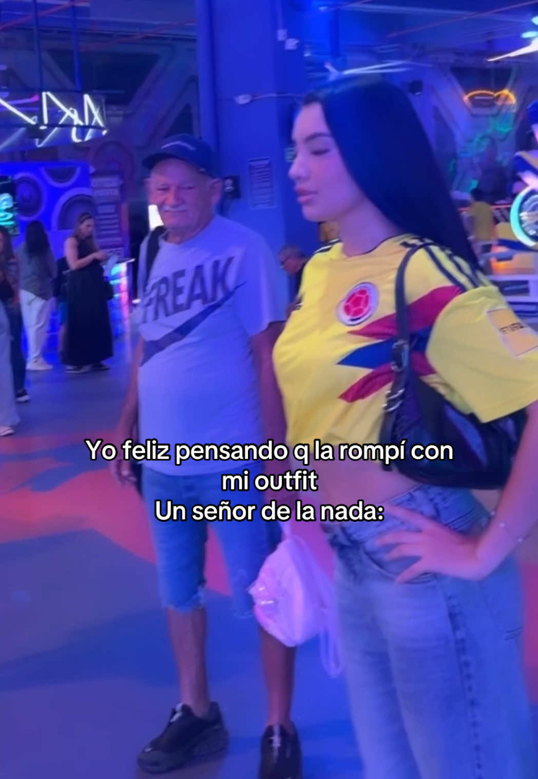 @M&oacute;nica Mart&iacute;nez