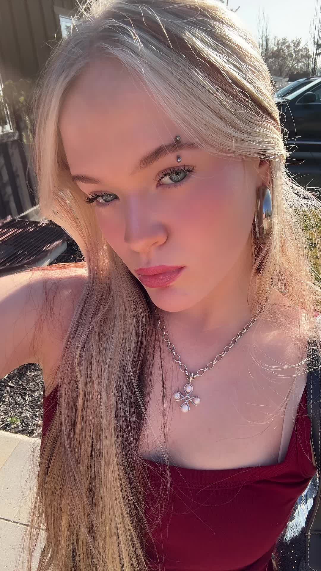@mia