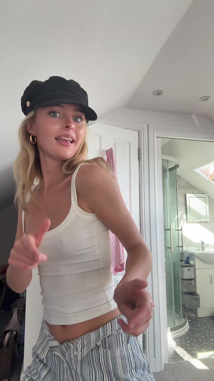 @anais