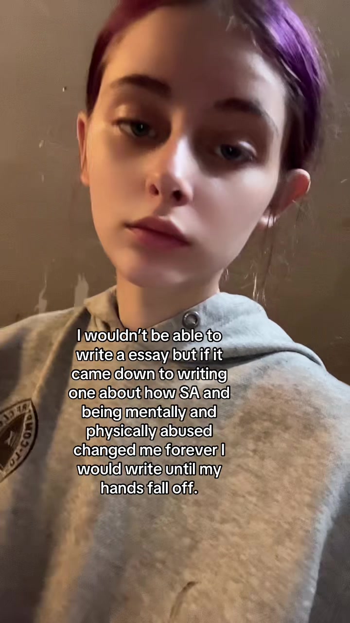 @Sybau😚🤓
