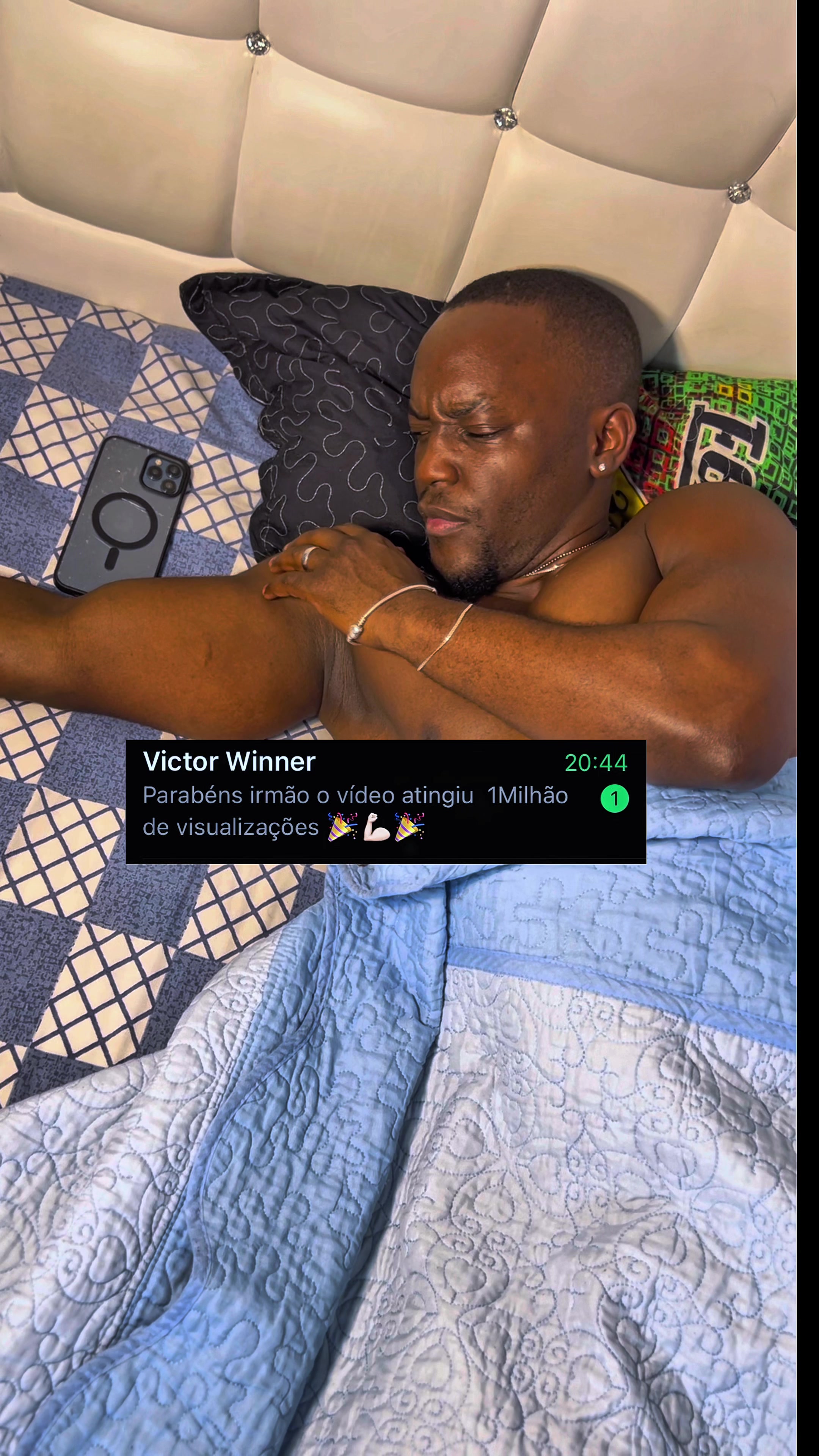 @Criiston_