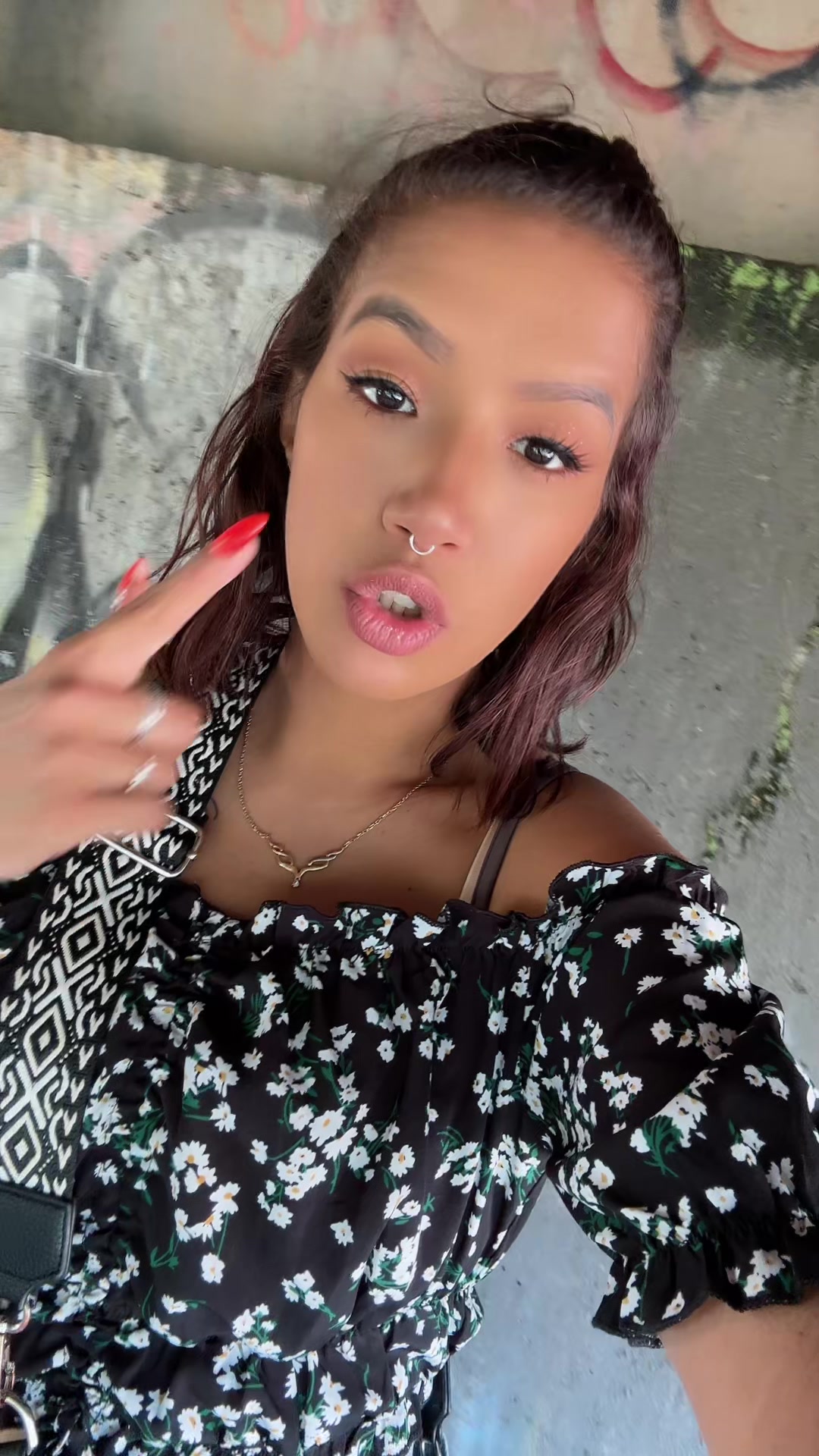 @Lᴀᴜʀᴀ 🥀