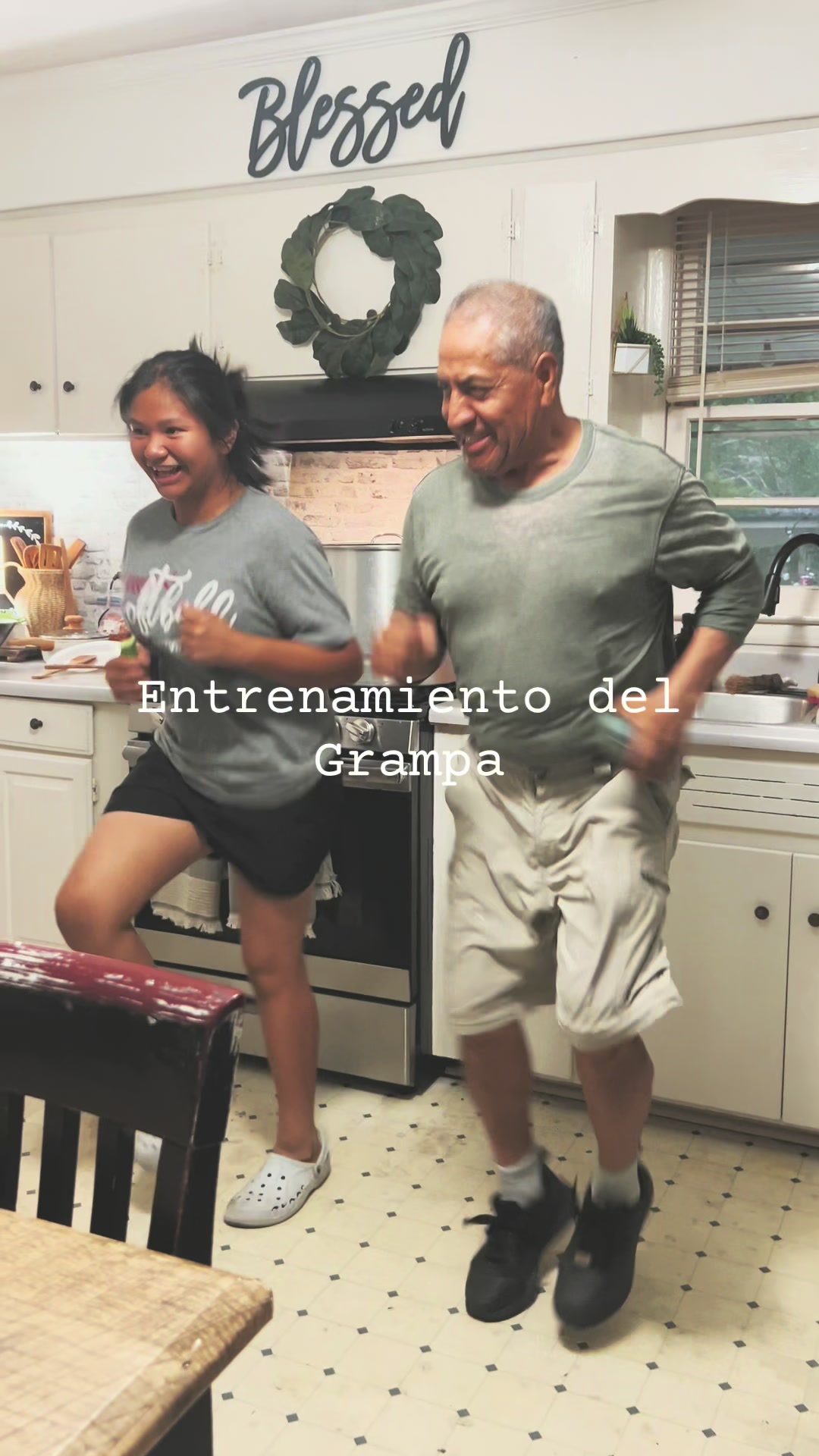 @mi.mundo.lleno.degracia