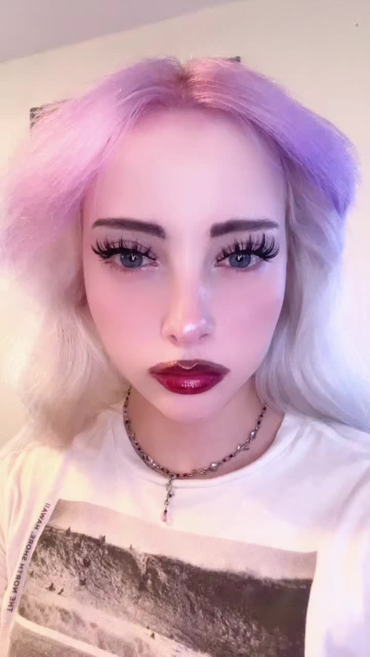 @🌙Madeleine🪻